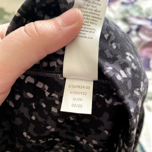 Athleta  Salutation Stash Pocket II Capri 569824 Black Print Size XXS Leggings thumbnail 8