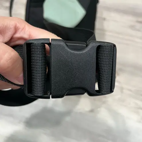 Sherpani Lumberpack Waist Hiking Fanny Pack Flowers Outdoor Water Bottle Holder