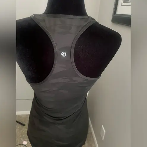 Lululemon  cool‎ racerback camo 6