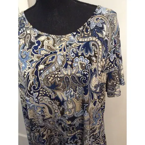 Asymmetrical Plus size 1X Short Sleeve Top Color Changing Diamonds Flowy Blue