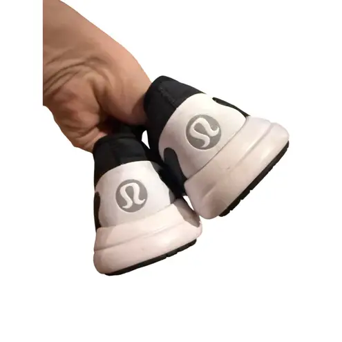 Lululemon  Blissfeel 2 Running Shoes – Women’s Size 6 - Image 8