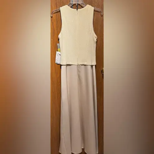 Patra Women’s Ivory with Silver& Gold GlitterTop Full Length Formal Evening Gown Tan Size 8