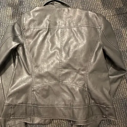 Universal Threads Leather jacket