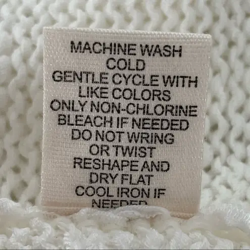 The Moon & Madison Striped Hearts Sleeveless Sweater White Rainbow Size Small