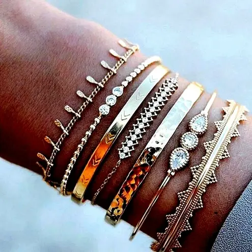 Boutique NEW Solid Gold Plated 7 pc Boho Stacking Bracelet Set