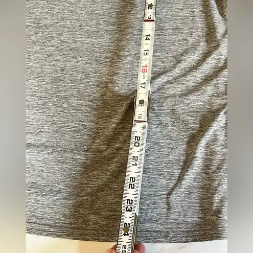 Patagonia  Capilene Cool Daily Short-Sleeve Feather Gray Shirt size small