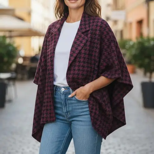 Joan Rivers Women's Shawl Sweater One Size Mauve Purple Black Cape Cardigan Wrap