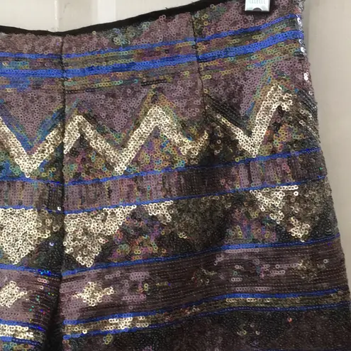 Forever 21 FINAL MARKDOWN Junior  Retro-look Sequined Shorts (M)