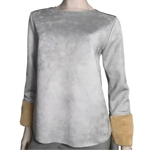 Catherine Malandrino Women’s Size M Heather Gray Ultra Suede Faux Fur Cuff Top