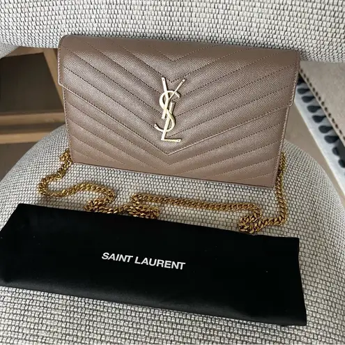 Saint Laurent  YSL Classic Cassandre Wallet on Chain in Grain de Poudre Leather