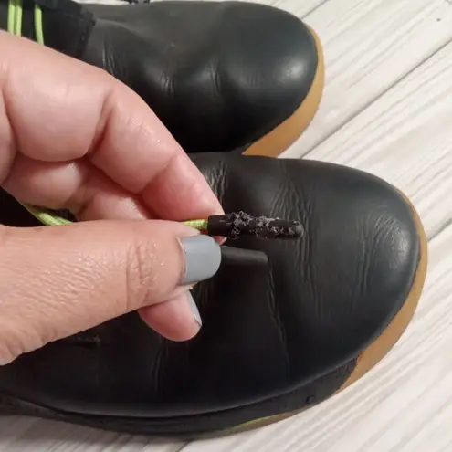 Clove lunar fade women's limited edition nurse Healthcare shoes size 10.5 Black