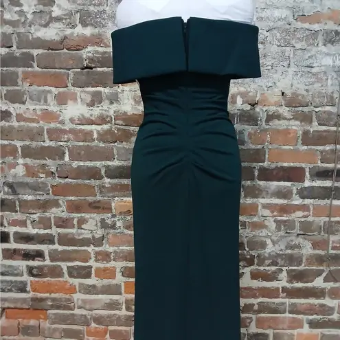 XScape Formal Evening Gown Women's Size 4 Green Wedding Guest Party Bridesmaid