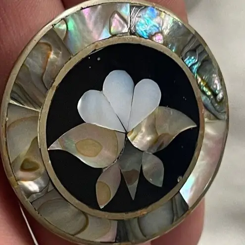 Mexico Alpaca Abalone Mother of Pearl Inlay Flower Mexican Alpaca Silver Pin