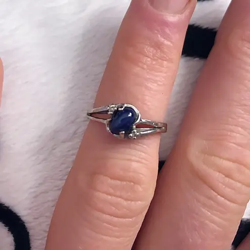 Boutique Blue star sapphire & diamonds white gold ring 4