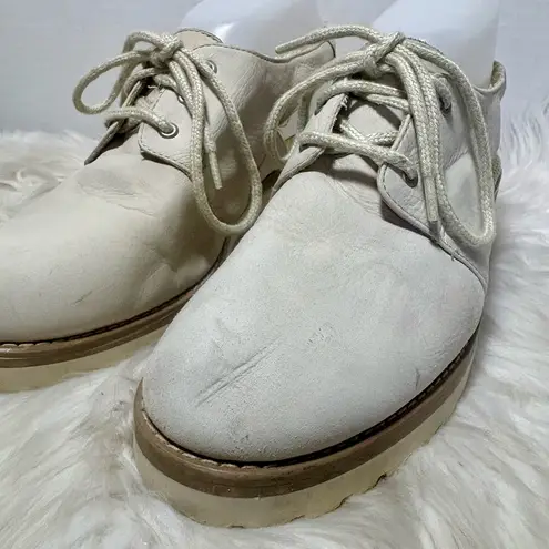 DOLCIS Vintage 90s/Y2k Off White Leather Open