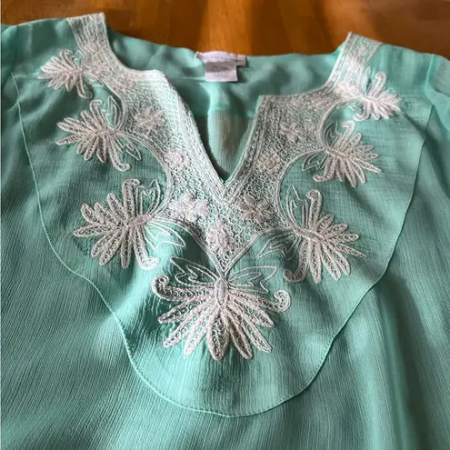 Soft Surroundings mint green embroidered top, size Medium