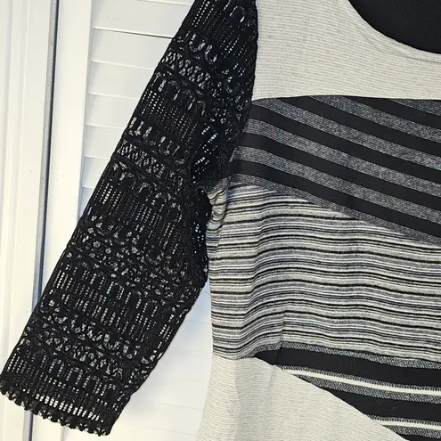 Desigual  Irlanda Black‎ White Silver Striped Crochet 3/4 Sleeve Dress Large