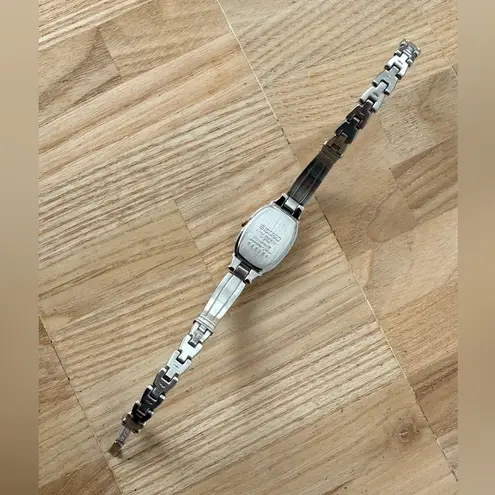 Seiko Diamond Vintage Ladies Watch Black Dial Diamond Marker Stainless Bracelet