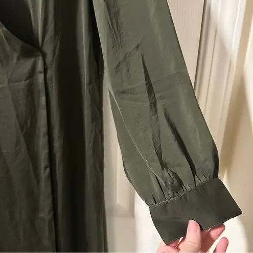 Boohoo NWT Olive Green  Silky Wrap Midi Shirt Dress
