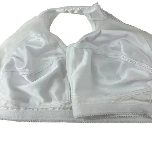 Playtex 18 Hour Supportive Flexible Back Front-Close Wireless Bra 38C