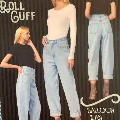 Simple Society NWT  roll cuff balloon jeans 13/31