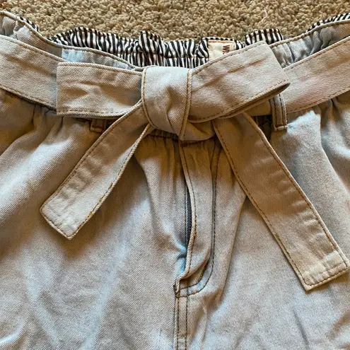 Wishlist ‼️ Jeans Belted Paperbag Shorts‼️ - Image 2