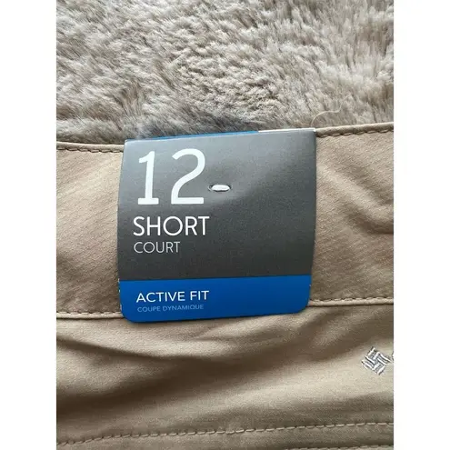 Columbia  Women's Cargo Shorts Size 12 Beige Omni-Shield Activewear