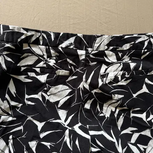 Mario Serrani Printed Bermuda Shorts