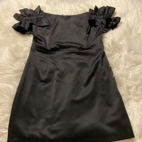 DO+BE  Women Dress size L brand new with tag it’s satin look like material