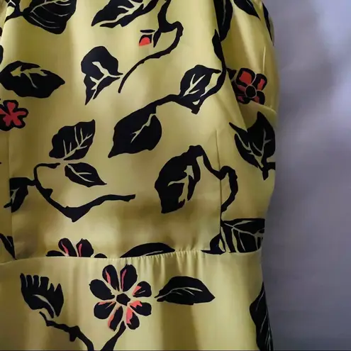 BB Dakota NEON YELLOW FLORAL PRINT CROSSBACK SKATER DRESS — LIKE NEW - Small