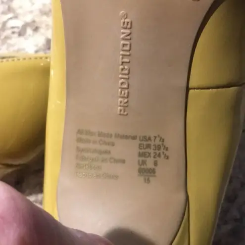 Predictions  heels women’s size 7 1/2 dress taupe