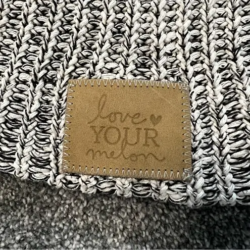 Love Your Melon  Knit  Winter Beanie/Hat One Size, 100% Cotton, Gray/White