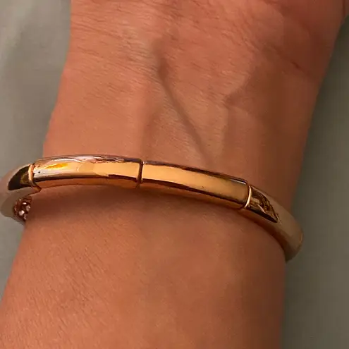 7” To 8.5” Bracelet Cutout Heart Center Metal Links Stretch Rose Gold Color