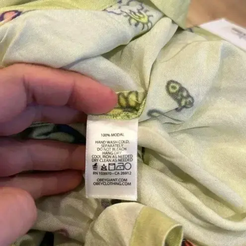 Obey NWT  Doodles Relaxed Shirt Aloe Gel Button Down Sz S