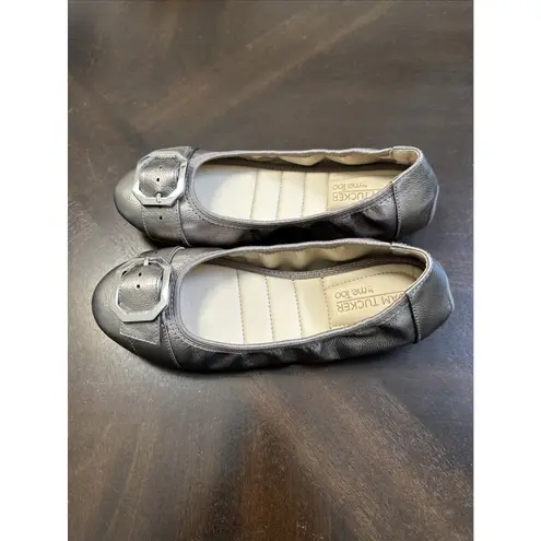 Adam Tucker by me too Metallic Gold Ballet Flats Women Size 6.5 Silver