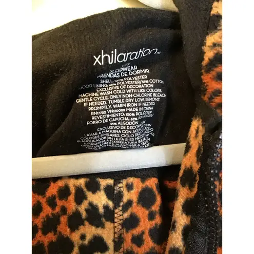 Xhilaration  leopard print plush hooded onesie Sz.XXL Warm, Comfy, Footie Pajamas