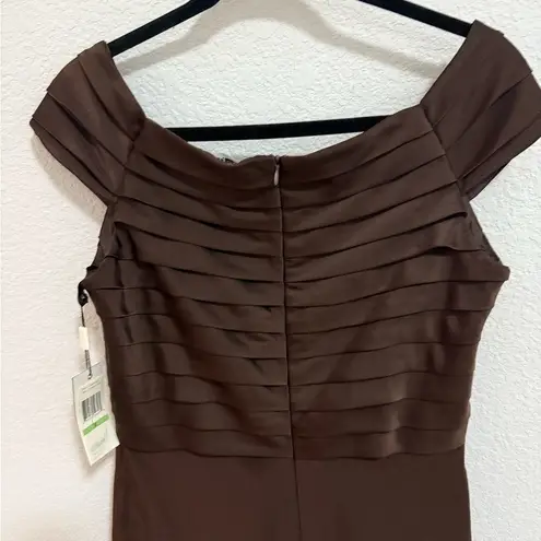 Calvin Klein  Chocolate Brown Pleated Cap Sleeve Silk Satin Evening Gown Size 8