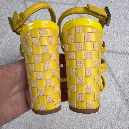 Tory Burch  Bright Yellow Leather Strappy Basket Woven Covered Heel Sz 7