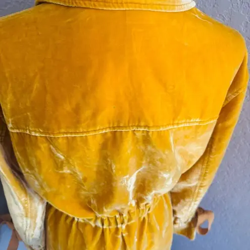 Cinq à Sept Mathieu Velvet Utility Jacket in Sunflower, Size Medium, EXCELLENT Gold