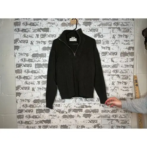 Abercrombie & Fitch  | women dark green 1/4 zip pullover - Image 9