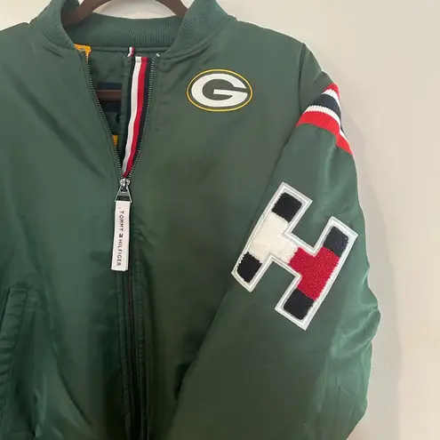 Tommy Hilfiger NWT Green Bay Packers  Size Small NFL Jacket Oversized Patches