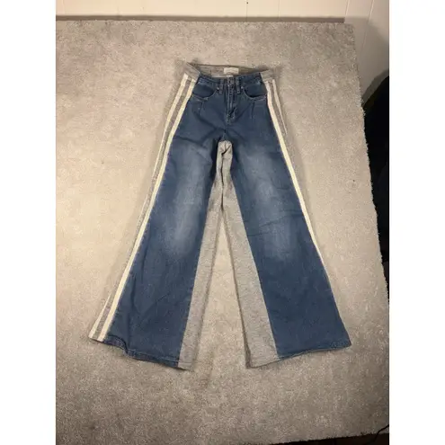 Austin Landing Women Blue Denim and Gray Sweats Flare Jeans Size 1