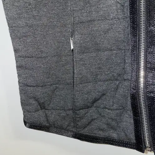 White House | Black Market NWT $130  Grey Knit Quilted Zip Front Vest S