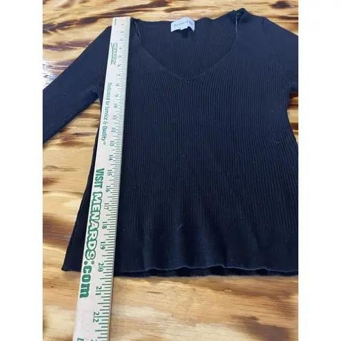 Olive + Oak Women's Black Long Sleeve Pullover Knit Sweater Size Medium Classic