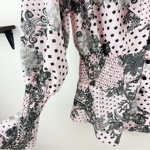 Elliatt NWT Pink Floral Button Down Blouse Shirt Size Small