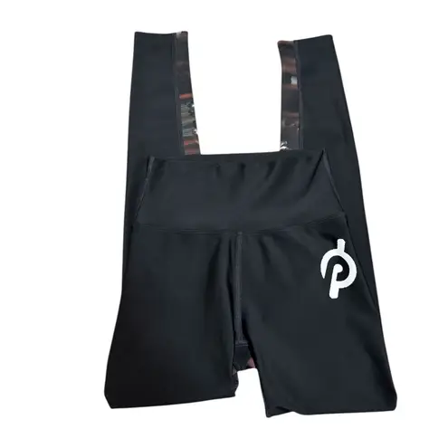Peloton Show Up Floral High Rise Leggings
Size: Small