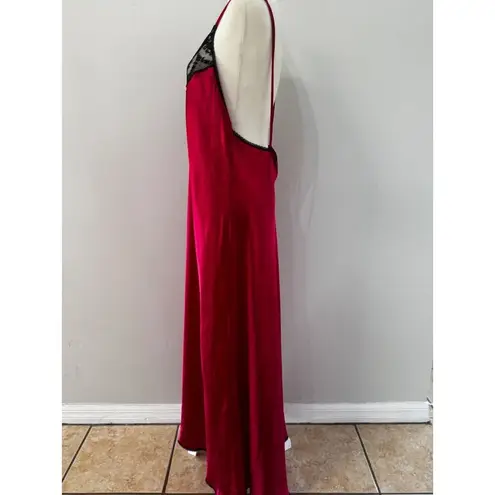 Vanity Fair Vintage  Long Nightgown Red Lace Shiny Satin USA Slip Gown Size large