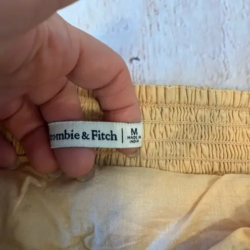 Abercrombie & Fitch  women’s pinch pleated tube top size medium yellow gold