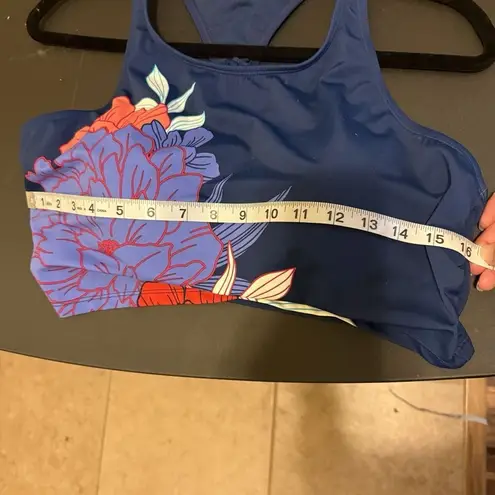 Avia Women's Flower Placement Print High Neck Swimsuit Top Built In Bra Size XL - Image 2