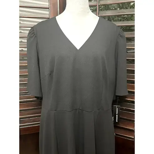 Donna Morgan  Women's Plus Black Stretch Crape V Neck Fit & Flare Dress 22 NWT